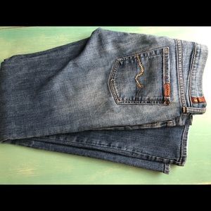 7 for all mankind bootcut Jean size 30 sequin back pocket detail